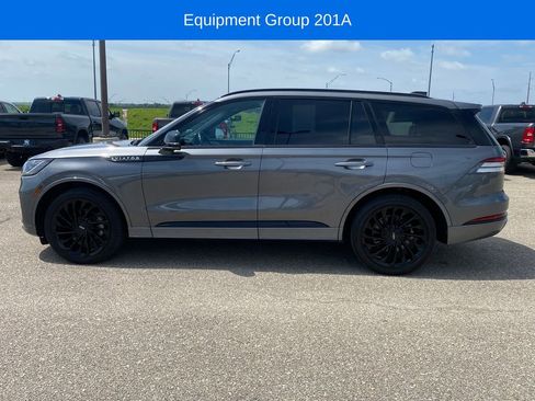 Used 2025 Lincoln Aviator Reserve w/ Equipment Group 201A AWD/4WD image 3