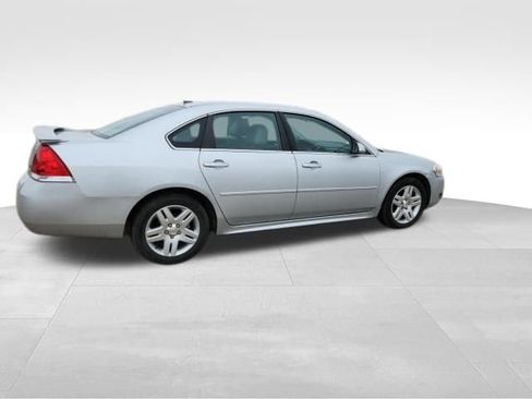Used 2011 Chevrolet Impala LT w/ Luxury Edition Package image 8