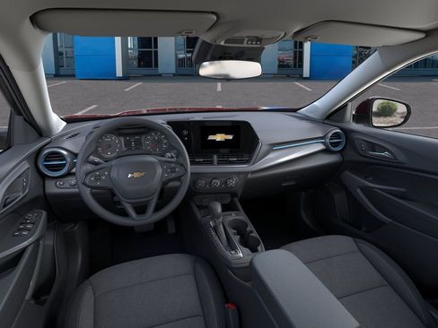 New 2026 Chevrolet Trax LS w/ LS Convenience Package FWD image 15