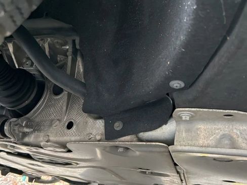 Used 2020 Land Rover Range Rover HSE image 37