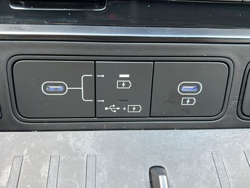 Certified 2024 Hyundai Santa Fe Calligraphy FWD image 19