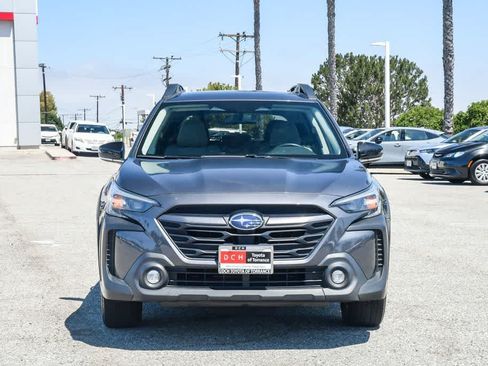 Used 2023 Subaru Outback Premium AWD/4WD image 2