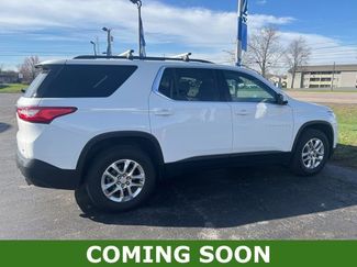 Used 2021 Chevrolet Traverse LT video 1