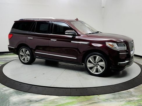 Used 2018 Lincoln Navigator Reserve w/ Technology Package image 3