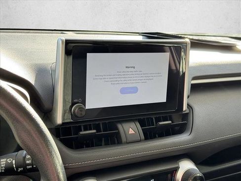 Used 2025 Toyota RAV4 XLE image 13