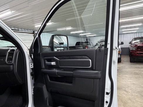 Used 2024 RAM 2500 Big Horn w/ Night Edition image 35