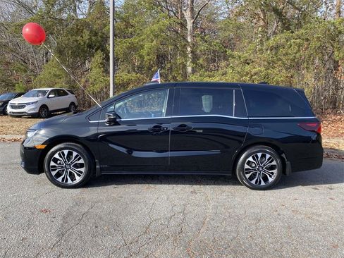 Used 2025 Honda Odyssey Elite image 2