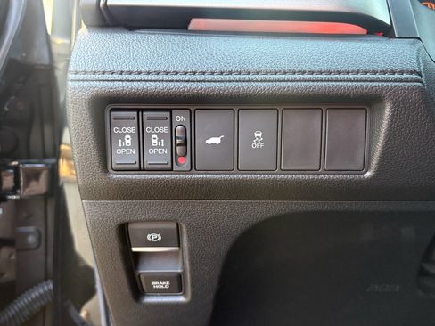 Certified 2025 Honda Odyssey Sport-L image 13