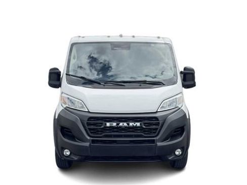 Used 2023 RAM ProMaster 2500 w/ Driver Convenience Group FWD image 7