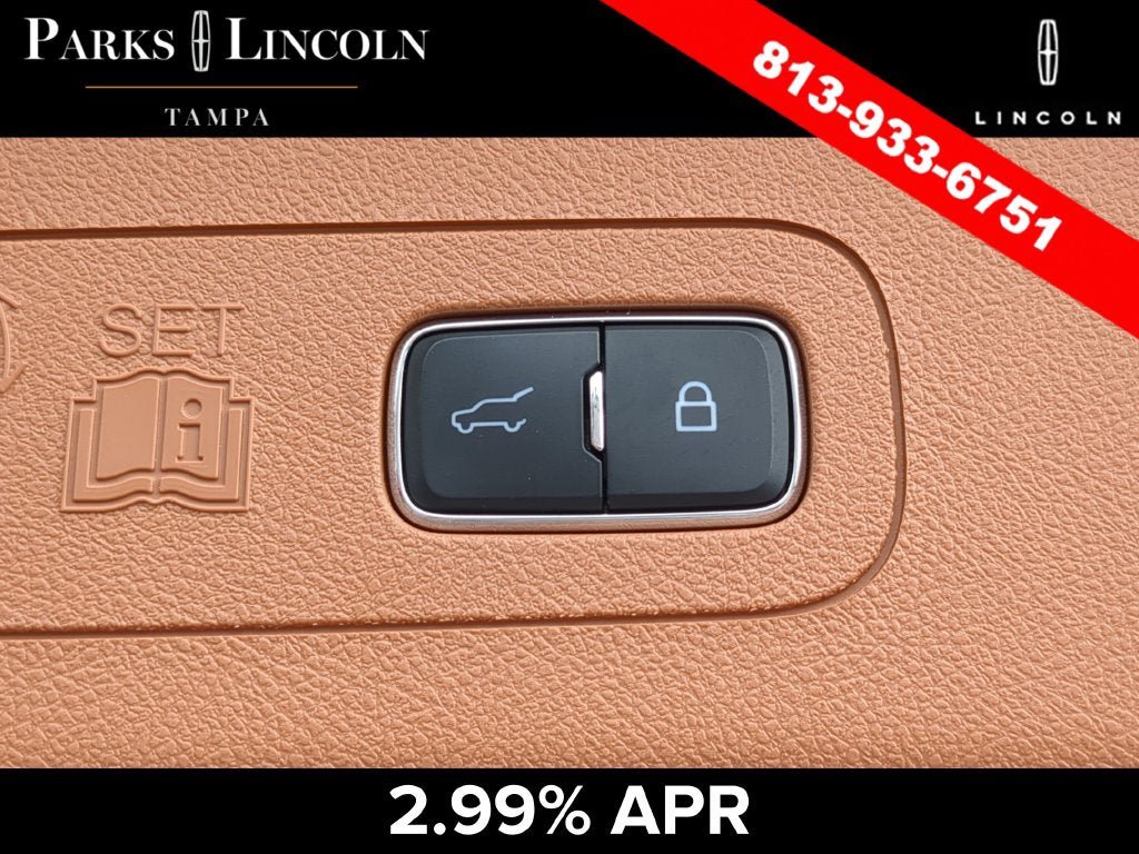 Certified 2024 Lincoln Aviator Black Label w/ Dynamic Handling Package AWD/4WD image 9