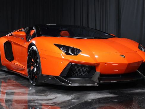 Used 2014 Lamborghini Aventador LP 700-4 image 27