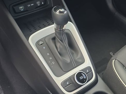 New 2026 Hyundai Venue SEL FWD image 33