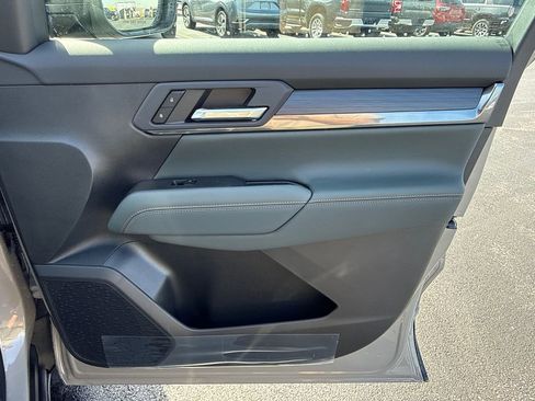 New 2026 GMC Terrain AT4 AWD/4WD image 36