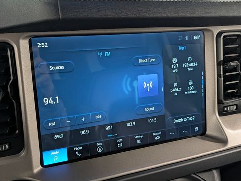 Used 2025 Ford Bronco Outer Banks AWD/4WD image 15