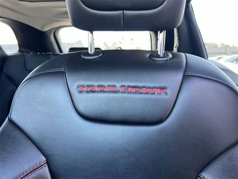 Used 2021 Jeep Cherokee Trailhawk w/ Sun, Sound & Nav Group image 28