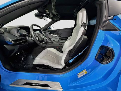 Used 2025 Chevrolet Corvette Z06 RWD image 21