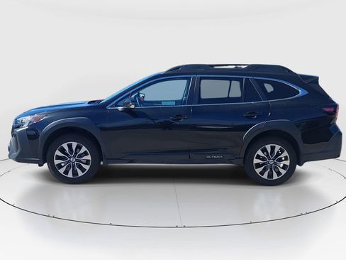 Used 2023 Subaru Outback Limited image 4