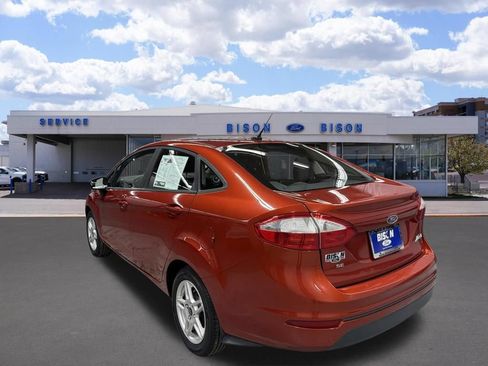 Used 2018 Ford Fiesta SE FWD image 5