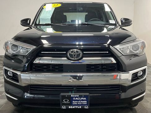Used 2022 Toyota 4Runner Limited AWD/4WD image 2
