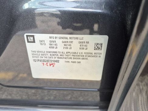 Used 2014 Chevrolet Cruze LS FWD image 22