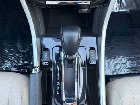 Used 2017 Honda Accord EX-L image 15