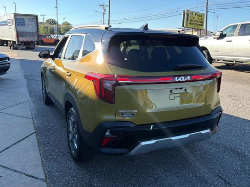 Used 2024 Kia Seltos S FWD image 10