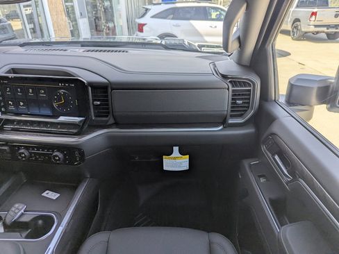 New 2026 Chevrolet Silverado 2500 LTZ w/ LTZ Convenience Package image 4