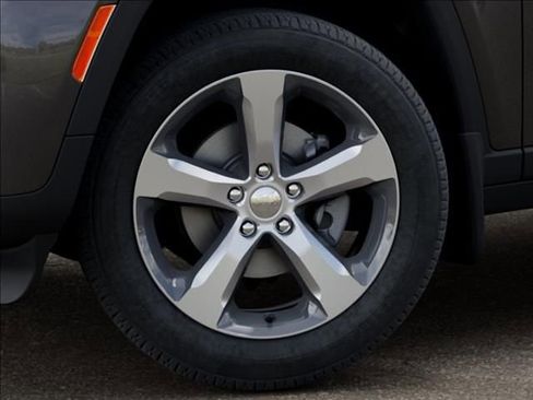 New 2026 Jeep Grand Cherokee Limited image 8