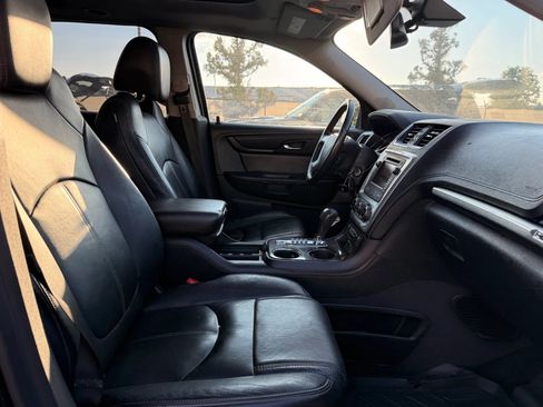 Used 2016 GMC Acadia SLT w/ Premium Edition AWD/4WD image 18