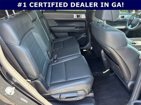 Certified 2025 Hyundai Santa Fe Limited image 15