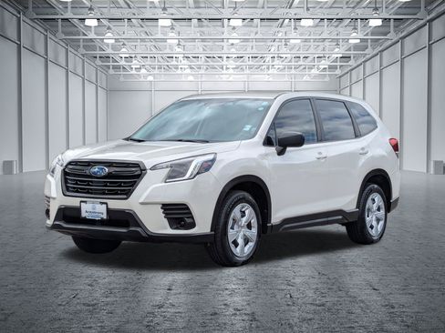 Used 2022 Subaru Forester Limited AWD/4WD image 9