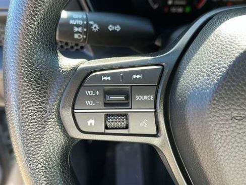 Used 2024 Honda CR-V EX image 13