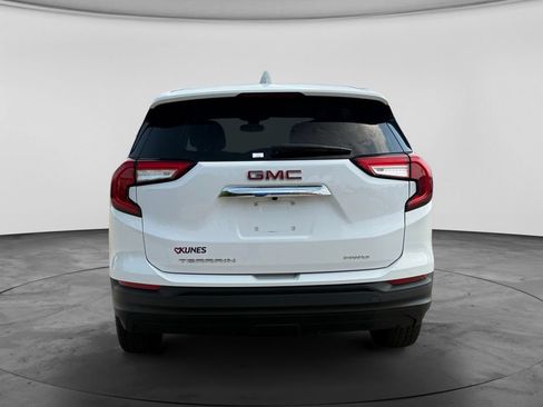 Used 2024 GMC Terrain SLE AWD/4WD image 8