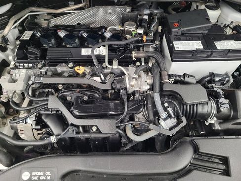 Used 2023 Toyota Corolla Cross L FWD image 30