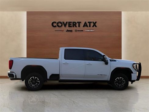 Used 2022 GMC Sierra 2500 AT4 w/ AT4 Preferred Package image 6
