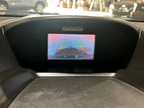 Used 2016 Ford Escape SE image 19