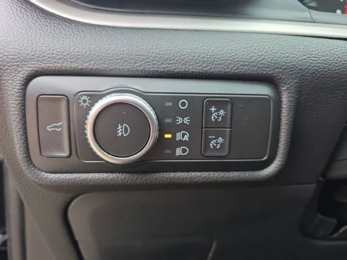 Certified 2022 Ford Explorer XLT w/ Equipment Group 202A image 26