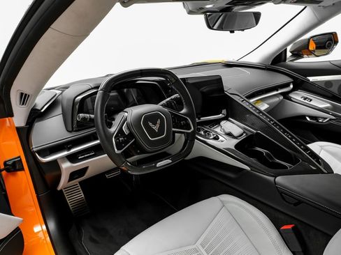 Used 2023 Chevrolet Corvette Z06 w/ Z07 Performance Package RWD image 12