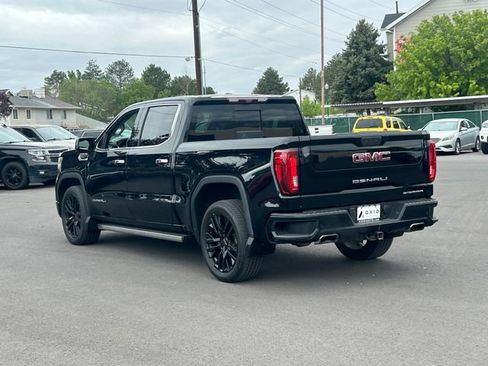 Used 2022 GMC Sierra 1500 Denali w/ Denali Reserve Package AWD/4WD image 8