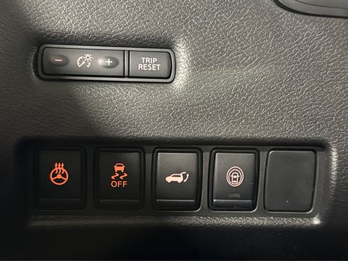 Used 2023 Nissan Murano SL AWD/4WD image 23