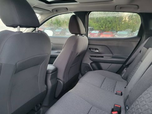 New 2026 Nissan Kicks SV w/ SV Premium Package FWD image 5