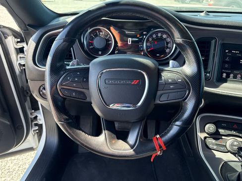 Used 2022 Dodge Challenger GT AWD/4WD image 23