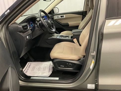 Used 2020 Ford Explorer Limited AWD/4WD image 18