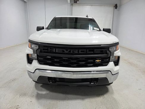 Used 2024 Chevrolet Silverado 1500 W/T w/ Trailering Package AWD/4WD image 2