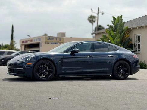 Used 2018 Porsche Panamera image 6