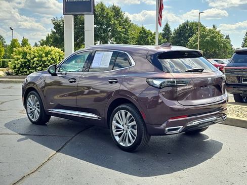 Used 2025 Buick Envision Avenir AWD/4WD image 3