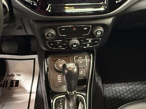 Used 2019 Jeep Compass Altitude image 23