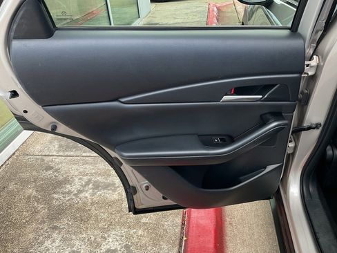 Used 2024 MAZDA CX-30 AWD 2.5 S w/ Select Sport Pkg image 17