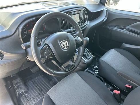 Used 2022 RAM ProMaster City Tradesman FWD image 17