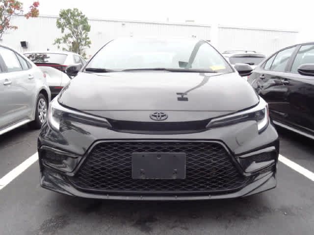 Used 2024 Toyota Corolla Sedan w/ SE Convenience Package FWD image 2